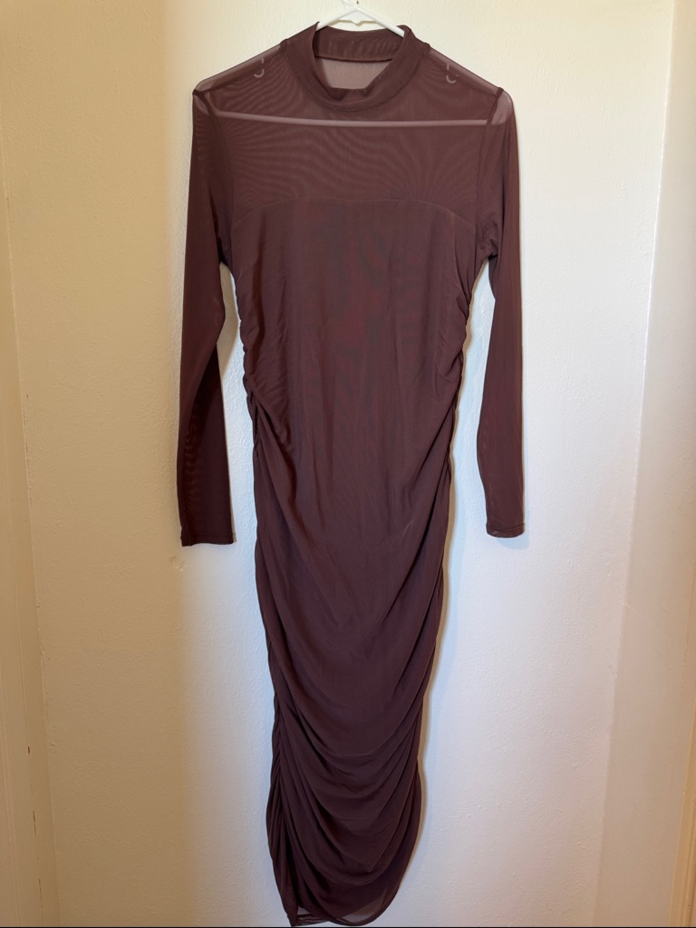 Long Sleeve Ruched Midi Dress in Deep Brown